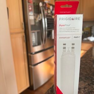 Frigidaire PurePour PWF-1 Water Filter (3 available) - brand new in box